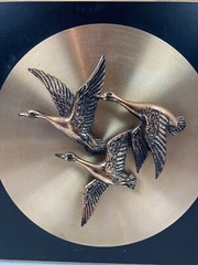 A&F Wood Plaque w/ Raised Plastic Copper Flying Geese Vintage 3D Canada #22F