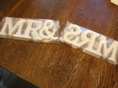 Jabux Wooden Cutout Wedding Present Table Decor MR & MRS 3.25″ Tall WHITE~~NIP!!