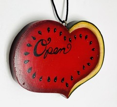 Vintage OPEN Closed Hanging Wood Sign Hand Painted Crafted 8.25″x6″ Heart Shaped