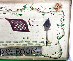Laundry Room Wall Sign Wooden Painted Birdhouse Clothesline Floral 12″Lx5″