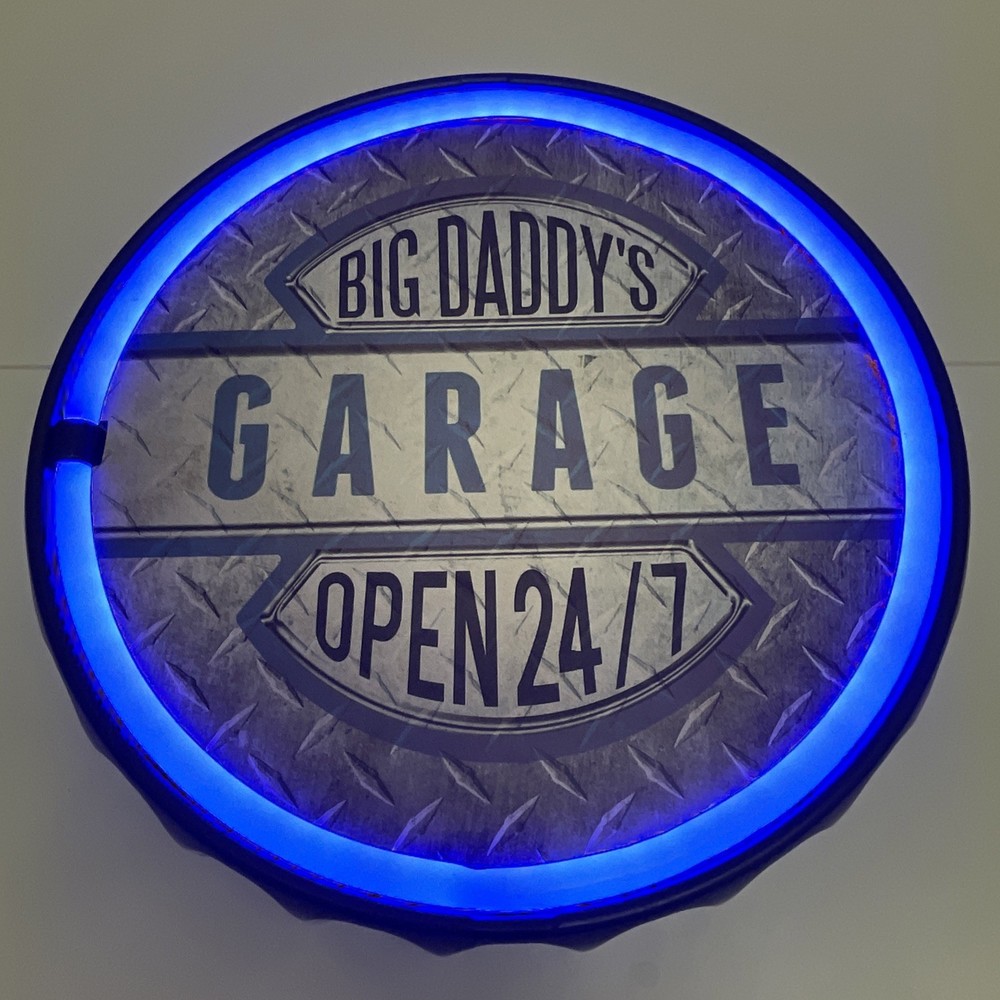 Big Daddy’s Garage Neon LED Light Bottle Cap – Led Neon Blue Light Up Sign Works