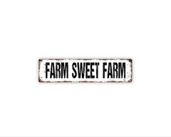 Farm Sweet Farm Sign | Metal Farmhouse Wall Decor for Porch, Barn,