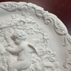 Gorgeous Handmade Large Round Cherub Angel Relief Plaster Moulding Wall Decor