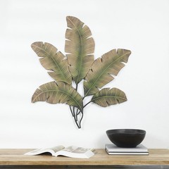 Deco 79 Metal Leaf Home Wall Decor Palm Wall Sculpture with Green Accents, Wall