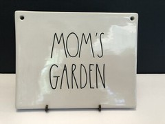 Rae Dunn Artisan Collection “MOM’S GARDEN” Wall Hanging Plaque No 6 X 7 1/2 “