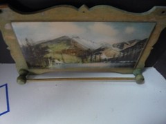 Vintage Rustic Wooden Plaque /Wall Decoration/jewelry Hanger w/Mt..Scene 10″x5″