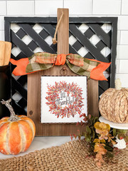 Mini Art Thankful Wreath /The Round Top Collection