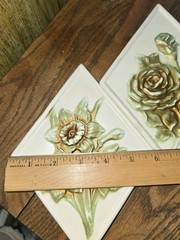 Vtg Ardco Ceramic Wall Plaques 3D FLORAL White Gold Label Diamond Rose Daffodils