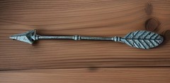 Metal Wall Arrow Decor Rustic Style 20” Long