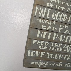 ‘Farmhouse Rules’ Sign Farmhouse Country Wall Decor NEW Grey Off White