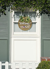 Interchangeable Seasonal Welcome Sign Front Door Decoration, Rustic Round Wood