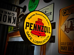 Pennzoil LED Lightbox Sign 3D Printed Round Wall Mount Man Cave Garage Decor