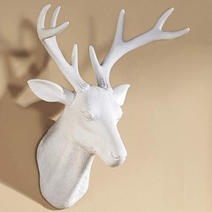 Notakia 26″ White Faux Deer Head, Farmhouse Taxidermy Wall Decor, Antlers
