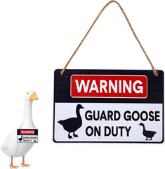 Guard Goose Sign – 6×4 Inch Wooden Porch Decor for Yards and Gardens