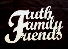~NEW~ 14ga. “Faith Family Friends” Silver One Piece Metal Wall Art – 11″ x 7″