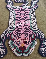 Tibetan Tiger Rugs Handmade 100% Woolen Hand Tufted For Home Decoration