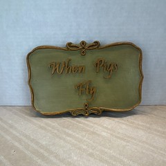 Kirkland’s Home When Pigs Fly Wall Plaque Green/Gold 9 x 6 Small