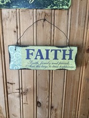 “Faith Family Friends” Wall Hanging 7” x 2.5” Vintage