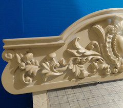 Wall Decor Plaque Floral French Motive Neoclassical Resin Plaster Like 29″