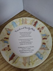 Friends and Family 12″ platter textured perimeter wonderful message great gift