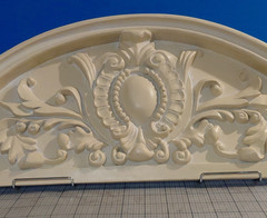 Wall Decor Plaque Floral French Motive Neoclassical Resin Plaster Like 29″