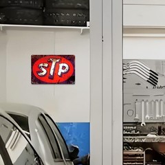 5-Piece Set of Vintage Metal Signs – Ideal for Old Car Shops and Garages