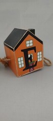 Harvest House Decor 4 Wooden Block Homes rope together Good Condition Vintage