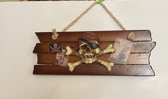 Pirate Wall Skull And Pictures Rope Hanger 17”x3”x6”