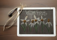 Welcome Friends, Daisy Wall Sign! Rustic Farmhouse Wall Decor 8 X 11