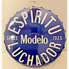 Honor the Fighting Spirit w/ This Bold Modelo ‘Espíritu Luchador’ SIgn Metal
