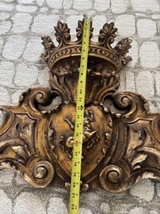 Vintage 41″x21″ Architectural Decorative Gilt Wall Cartouche – Crown & Centaur