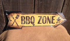 BBQ Zone This Way To Arrow Sign Directional Novelty Metal 17″ x 5″