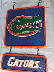 University of Florida Gators Head Logo Hanging Sign 12″ L x 12″ W & 12″Wx4″ tall