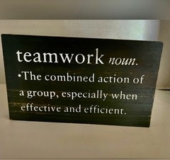 VINTAGE “TEAMWORK” DESK/SHELF BLOCK SIGN (MINT CONDITION) (9×5) OFFICE SUPPLIES