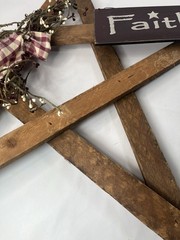 Primitive Wooden Faith Star Wall Hanging Rustic Country Farmhouse Wreath