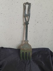 VTG 1950’s Cast Iron Fork Large Rustiv Green Wall Decor 19 1/2 Inch MCM Japan