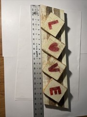 Hanpainted Reclaimed Cedar Wood LOVE Sign Polyurethane Finish For Durability
