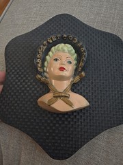 Vintage Victorian Wonen Cameo Wall Hanging Plaques, Lady Bust