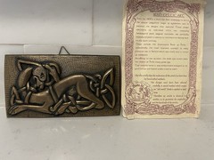 Vintage Bronze Finish Wall Plaque Celtic Hounds Knot Face Irish Art 5”x 2.5″