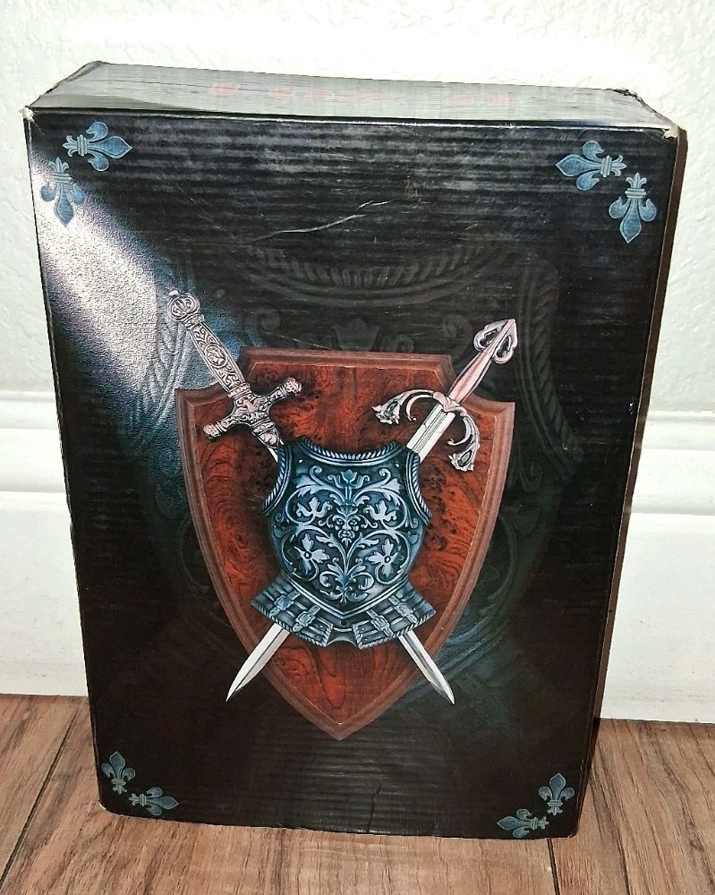 Medieval Crossed Mini-Sword Decorative Plaque with Cuirass In Box NEW!