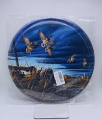Flying Bird Ducks Countryside Farm 12” x 12” Round Circle Metal Tin Sign Decor