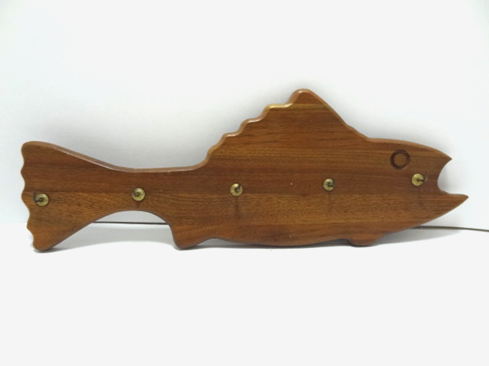 Fish Shaped Wall Plaque w/ 5 Hooks for Keys 12″ long Key Ring Holder