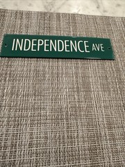 Independence avenue Metal Plaque -6 1/4” X 1 1/2”