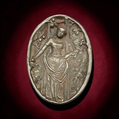 Antique Art Nouveau Figural Bronze Lady Trinket Tray Erotic Naughty Dish – 6″