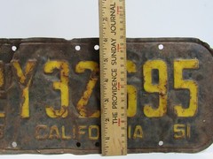 1951 California License Plate BE Y32695 Black Yellow Round Edge #FQA-3