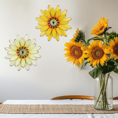 Hogardeck 2 PCS 11″ Metal Sunflower Wall Decor for Indoor Outdoor, Sunflower Kit
