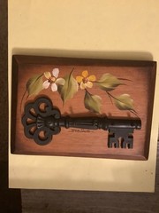 wood base floral key sign