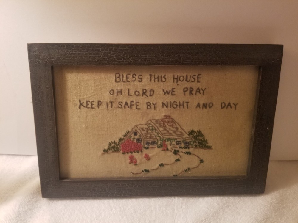 Primitives by Kathy Bless this Hand hous Stitched Lisa Johnson 11 1/2″ x 7 5/8″