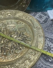 Vintage Set Of 2 English Pub Scene Wall Plates 14 Inch Diameter- Aged
