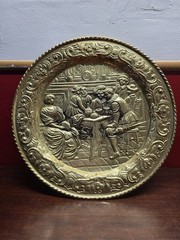 vintage embossed brass wall plate European Pub Scene Made In England 16.5″